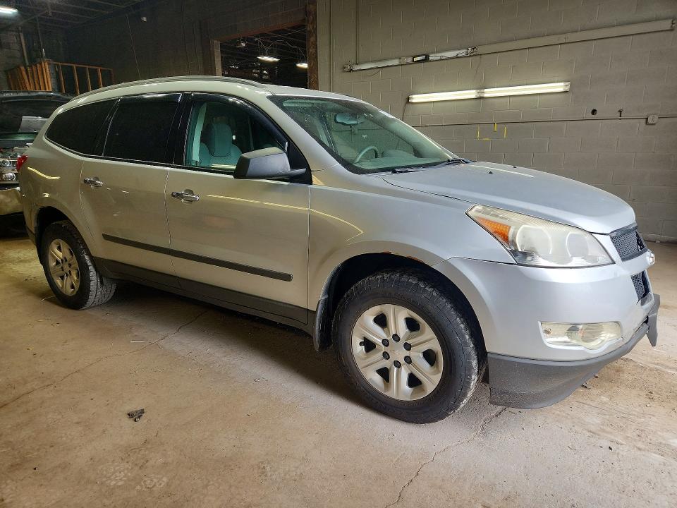 Photo 4 from auction – 2012 CHEVROLET TRAVERSE with VIN 1GNKREED5CJ166060