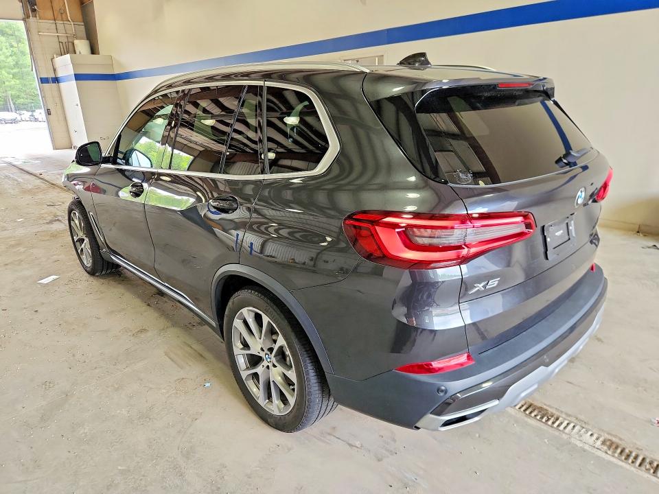 Foto 2 de la subasta – 2019 BMW X5 con VIN 5UXCR6C57KLL39433