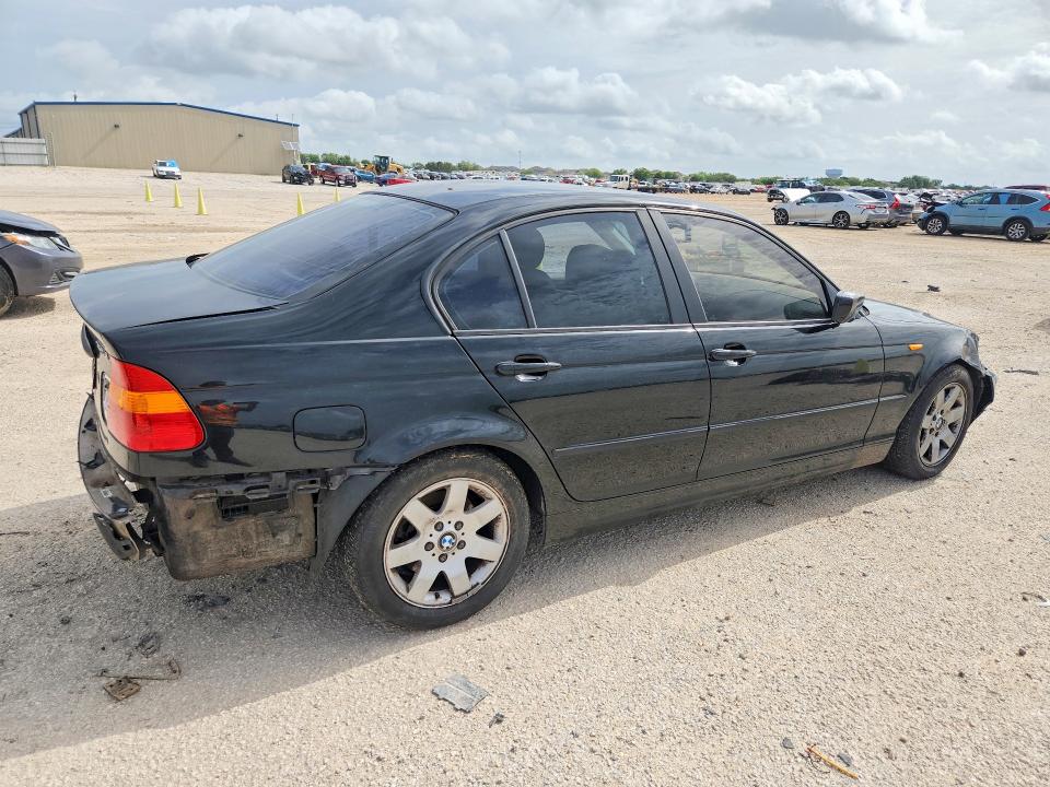 Photo 3 from auction – 2002 BMW 325 with VIN WBAEV33412KL75293
