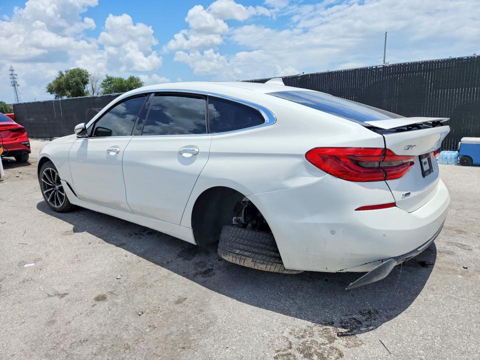 Photo 2 from auction – 2018 BMW 640 with VIN WBAJV6C57JBC99654