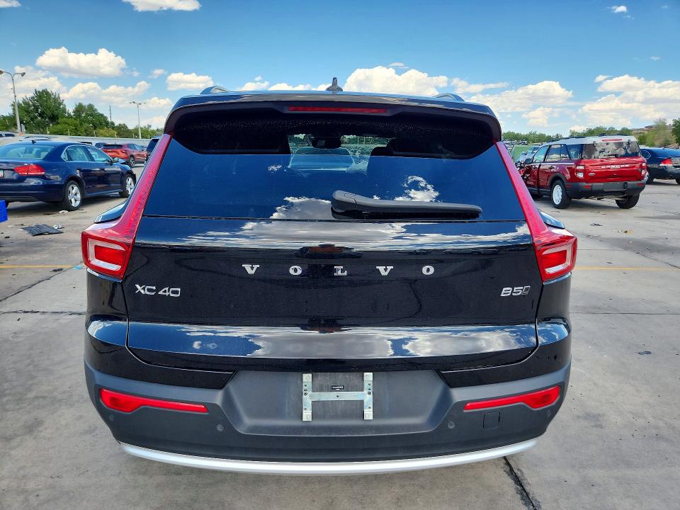 Photo 6 from auction – 2024 VOLVO XC40 with VIN YV4L12UK9R2286608