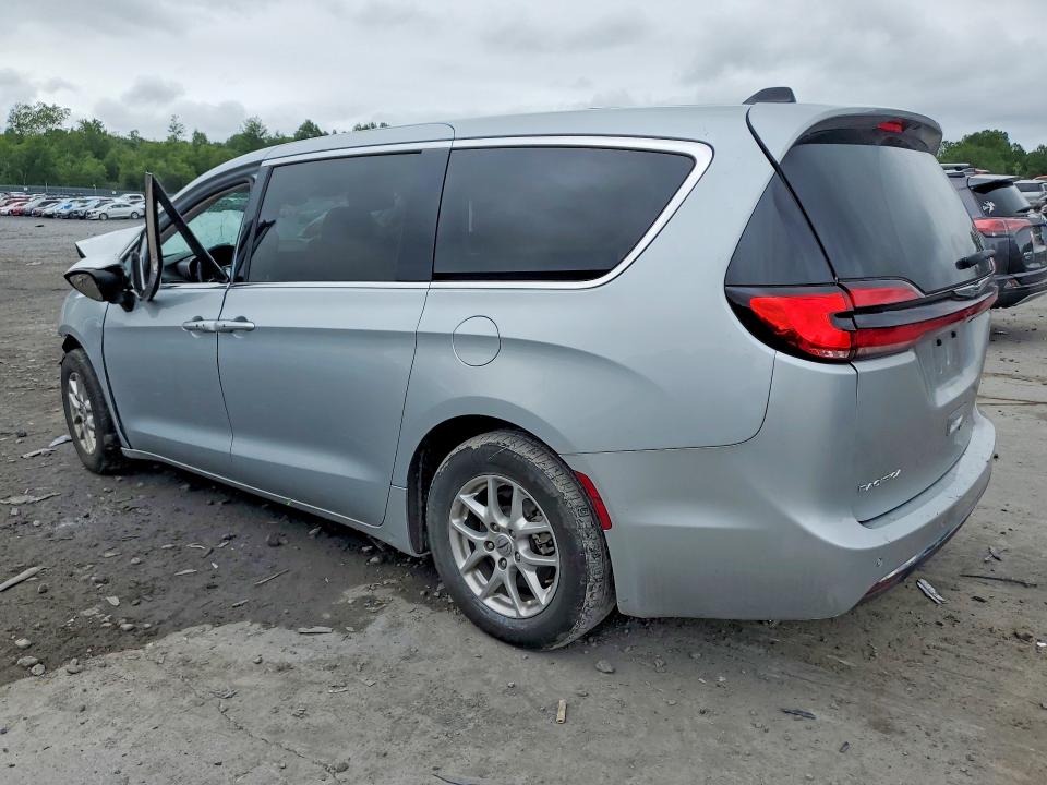 Photo 2 from auction – 2023 CHRYSLER PACIFICA with VIN 2C4RC1BG8PR594156