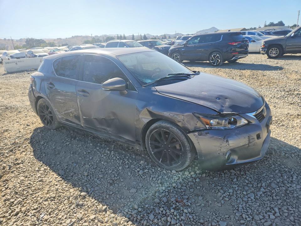 Zdjęcie 4 z aukcji – 2017 LEXUS CT z VIN JTHKD5BH4H2288486