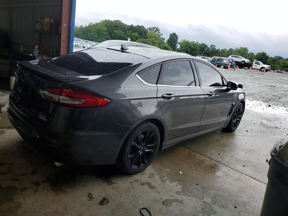 Photo 3 from auction – 2020 FORD FUSION with VIN 3FA6P0HD7LR160884