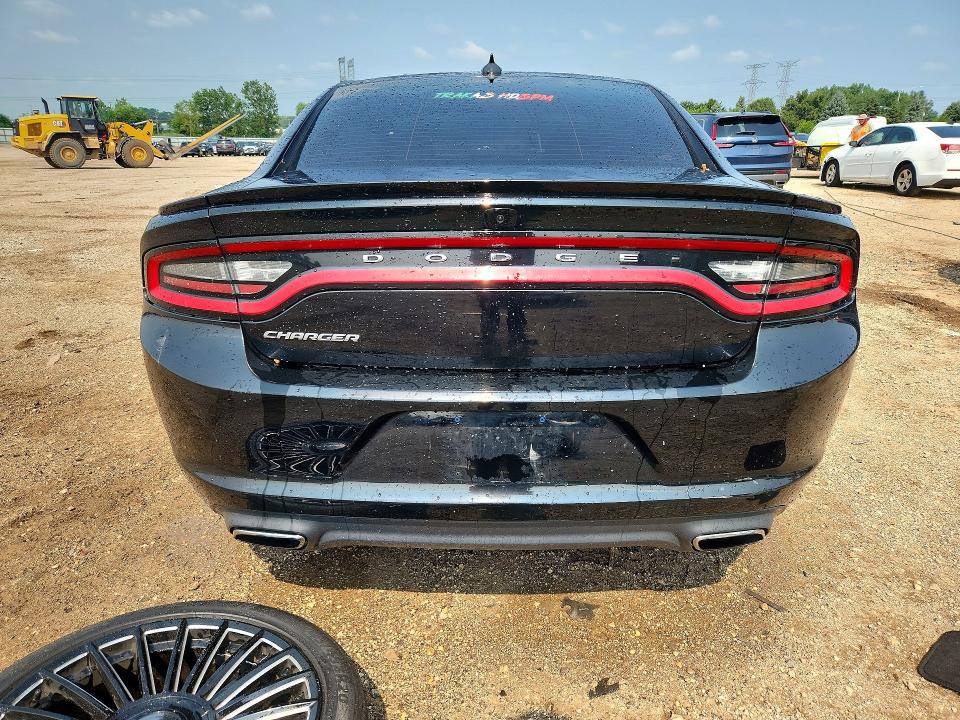 Photo 6 from auction – 2016 DODGE CHARGER with VIN 2C3CDXHGXGH166757
