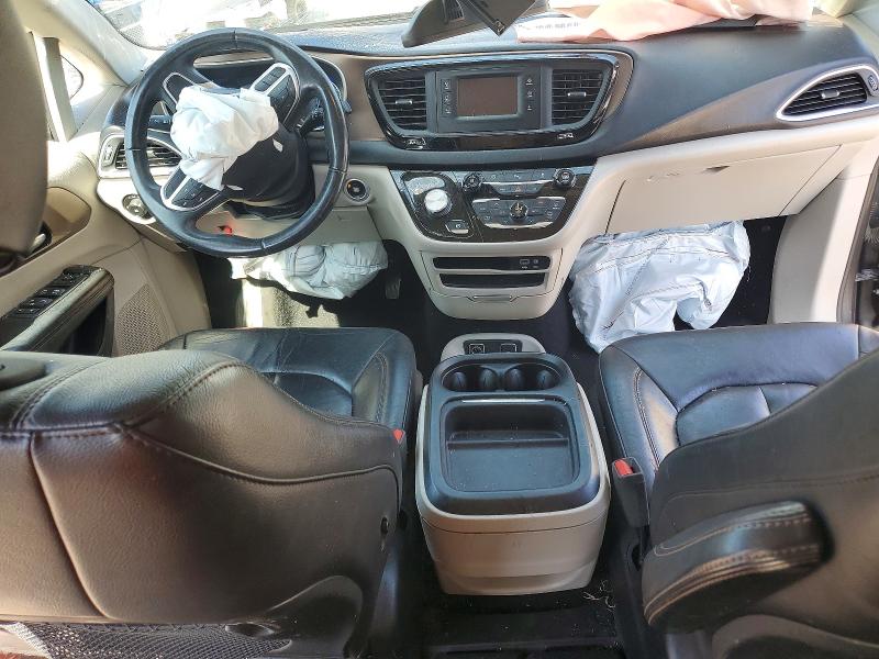 Photo 8 from auction – 2017 CHRYSLER PACIFICA with VIN 2C4RC1BG9HR762453