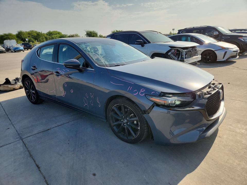 Photo 4 from auction – 2021 MAZDA 3 with VIN JM1BPAML5M1347936