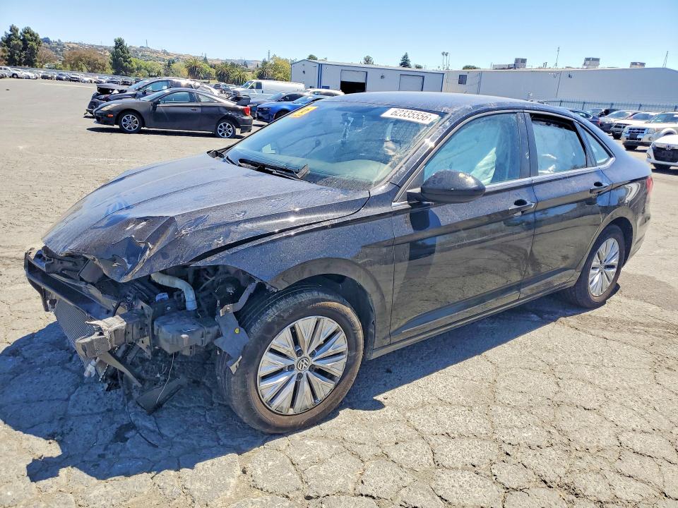 VOLKSWAGEN JETTA 2019 with VIN 3VWC57BU2KM024191 - Photo from auction