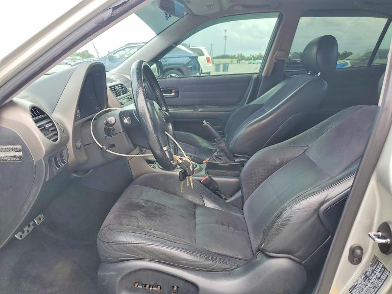Photo 7 from auction – 2001 LEXUS IS with VIN JTHBD182910030381