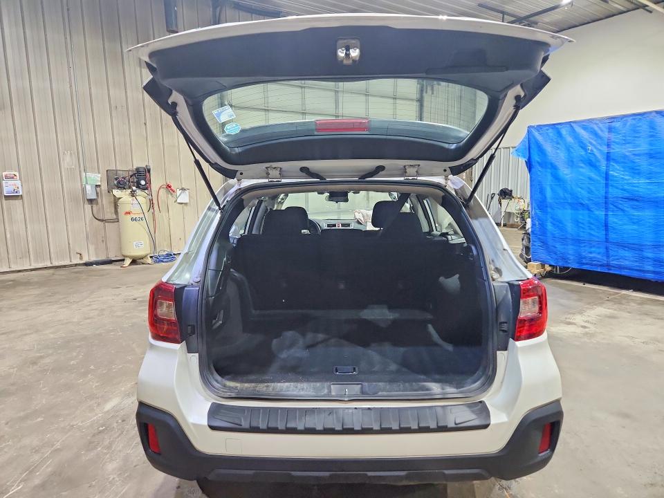 Photo 6 from auction – 2019 SUBARU OUTBACK with VIN 4S4BSABC1K3293596