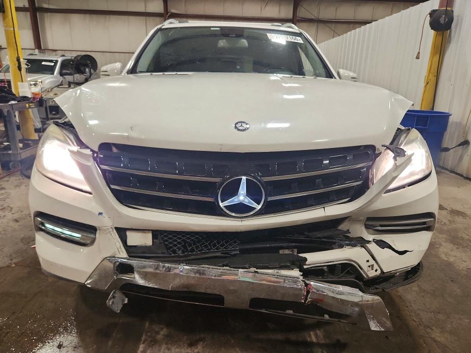 Photo 5 from auction – 2015 MERCEDES-BENZ ML with VIN 4JGDA5HB1FA565387