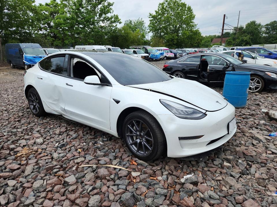 Фото 4 с аукциона – 2020 TESLA MODEL 3 с VIN 5YJ3E1EB1LF790607