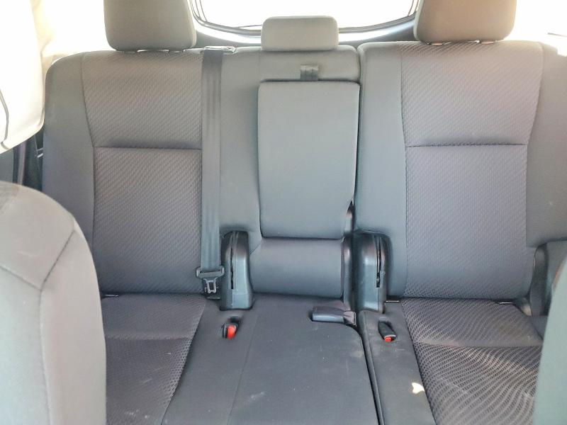 Photo 10 from auction – 2018 TOYOTA HIGHLANDER with VIN 5TDZARFH6JS036487