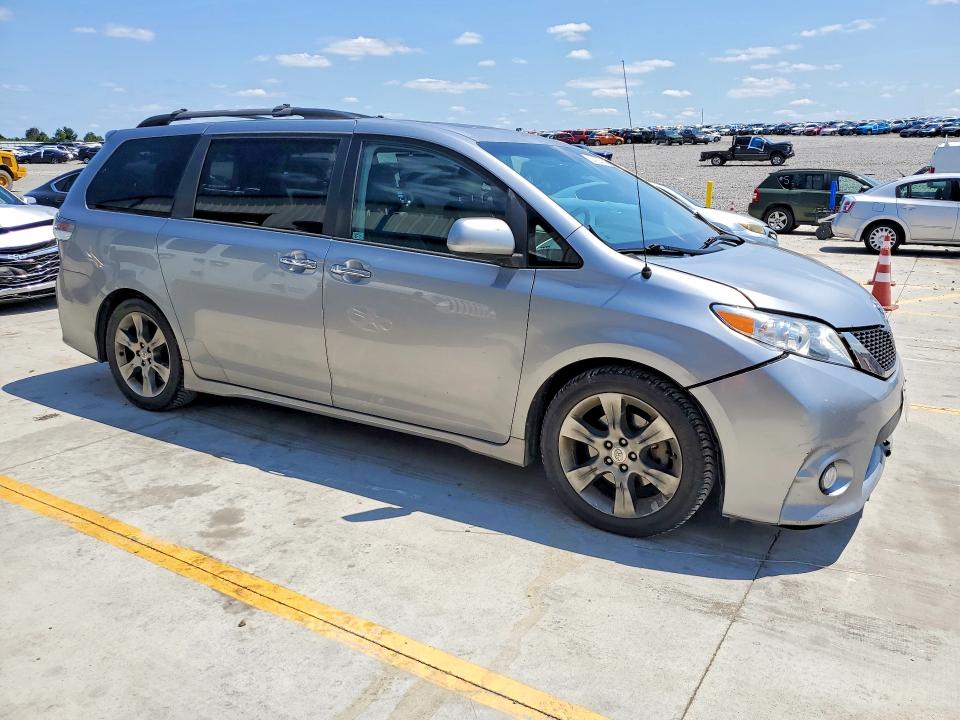 Photo 4 from auction – 2013 TOYOTA SIENNA with VIN 5TDXK3DCXDS299708