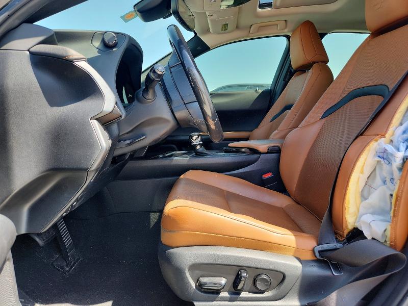 Photo 7 from auction – 2019 LEXUS UX with VIN JTHY3JBH2K2016161