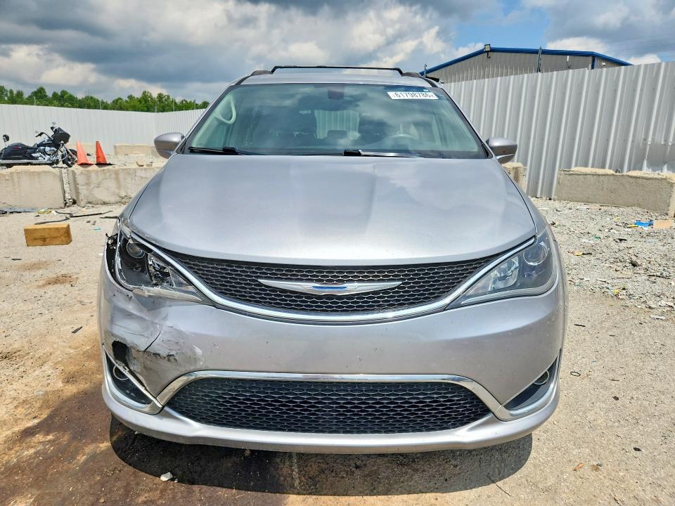Photo 5 from auction – 2018 CHRYSLER PACIFICA with VIN 2C4RC1FG0JR157480