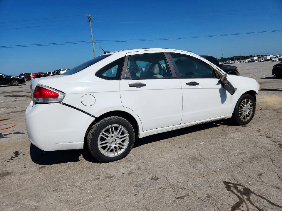 Photo 3 from auction – 2008 FORD FOCUS with VIN 1FAHP35N88W173333