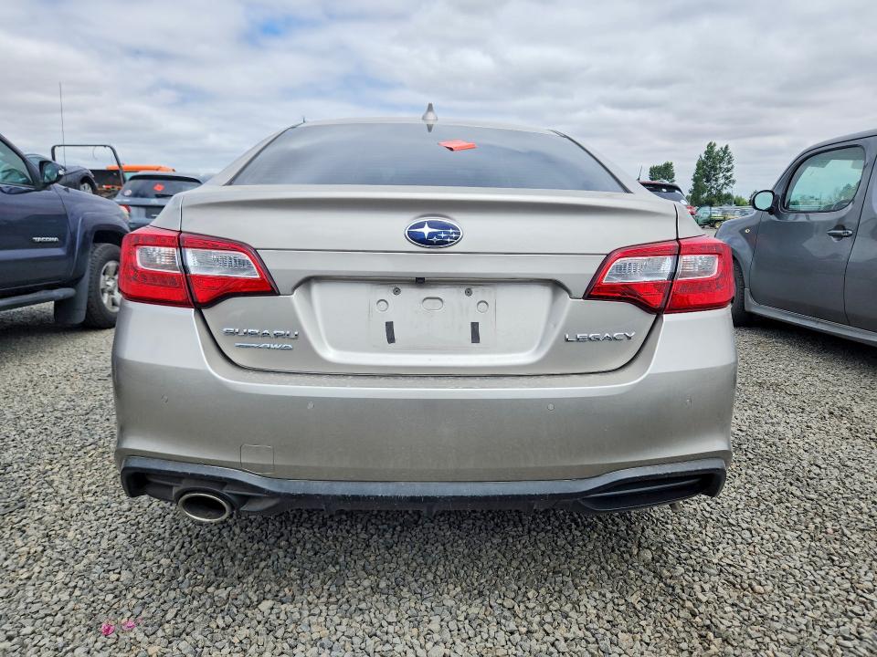 Photo 6 from auction – 2018 SUBARU LEGACY with VIN 4S3BNAN68J3024964