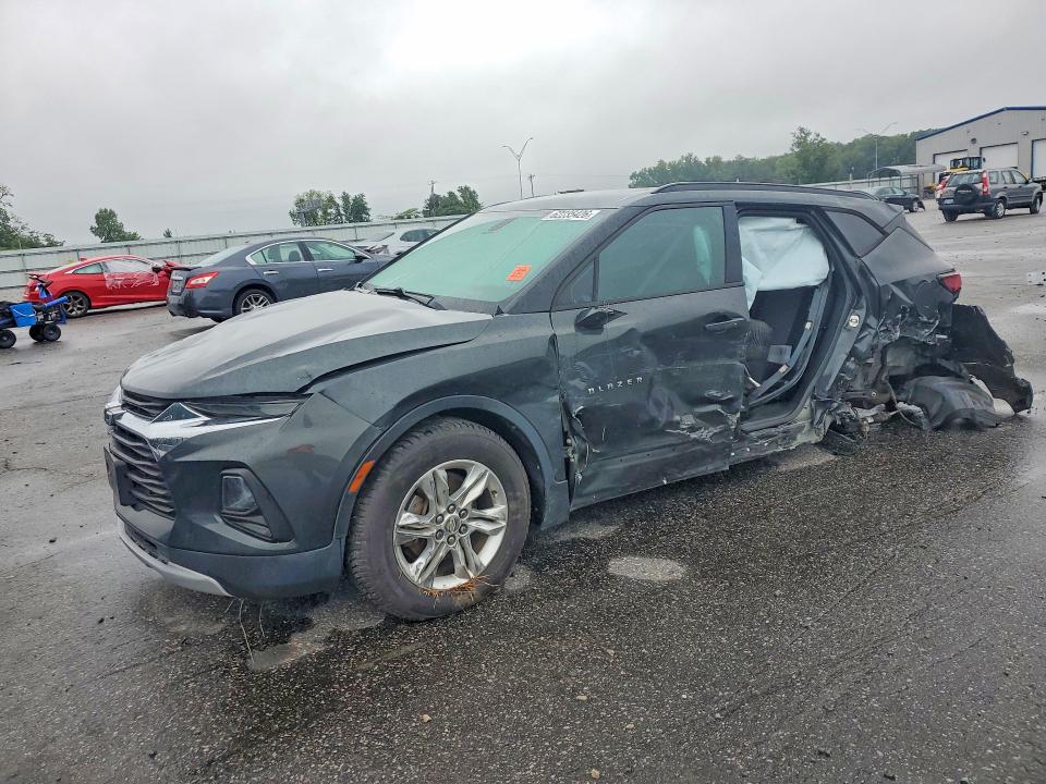 CHEVROLET BLAZER 2020 with VIN 3GNKBDRS0LS582085 - Photo from auction