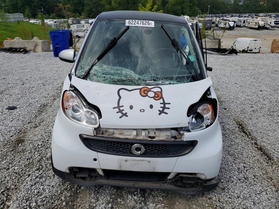 Photo 5 from auction – 2015 SMART FORTWO with VIN WMEEJ3BA1FK794435