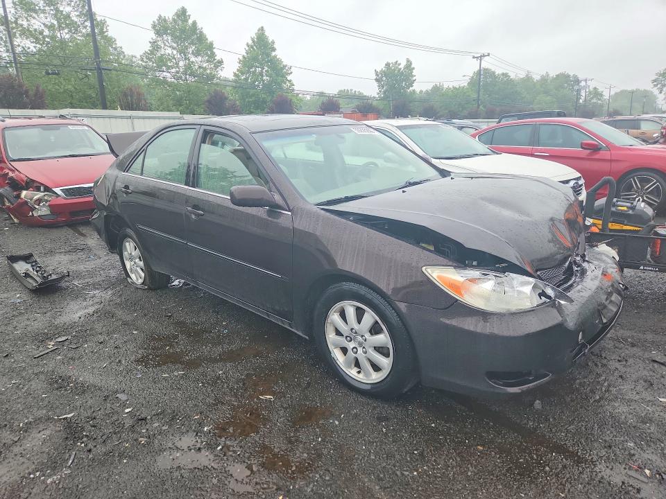 Photo 4 from auction – 2002 TOYOTA CAMRY with VIN JTDBF30K620022730
