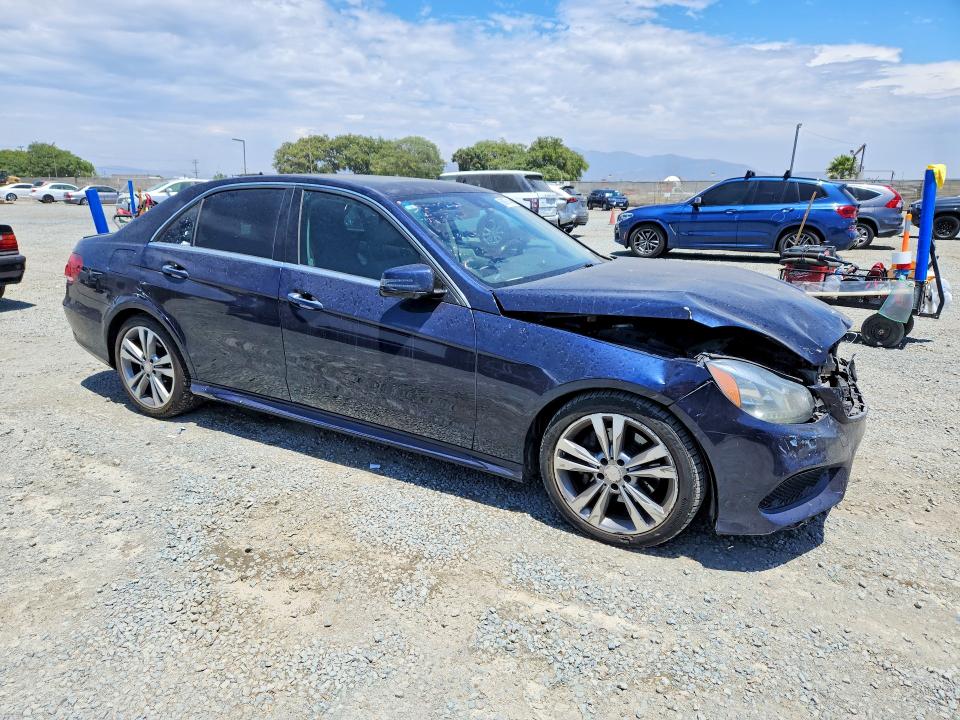 Photo 4 from auction – 2016 MERCEDES-BENZ E with VIN WDDHF5KB6GB212385