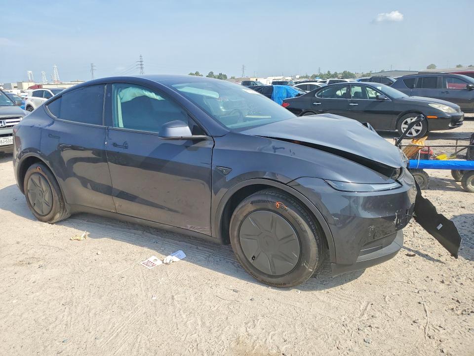 Фото 4 с аукциона – 2026 TESLA MODEL Y с VIN 7SAYGDED9TA699460
