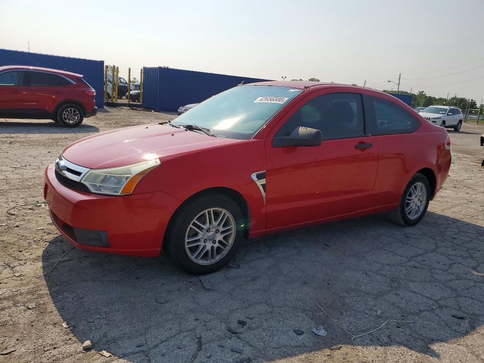 FORD FOCUS 2008 with VIN 1FAHP33NX8W137615 - Photo from auction