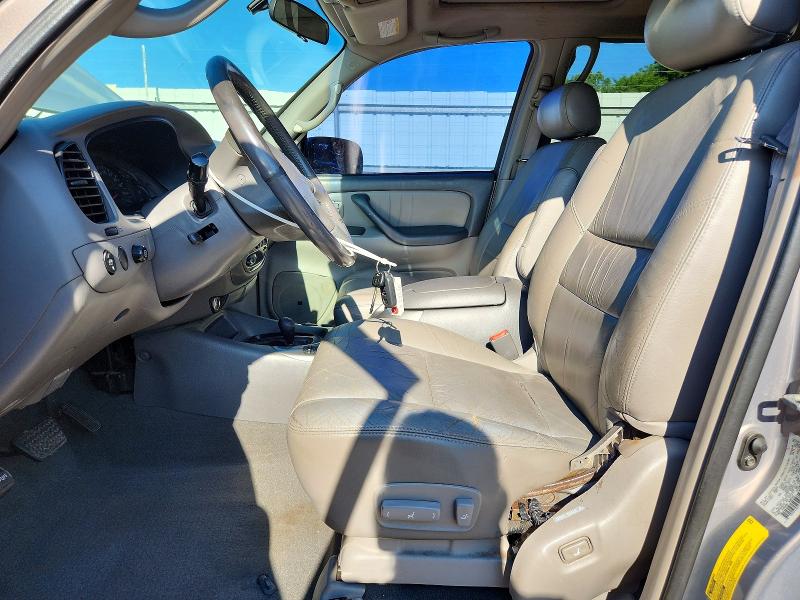 Photo 7 from auction – 2001 TOYOTA SEQUOIA with VIN 5TDBT48A41S044943