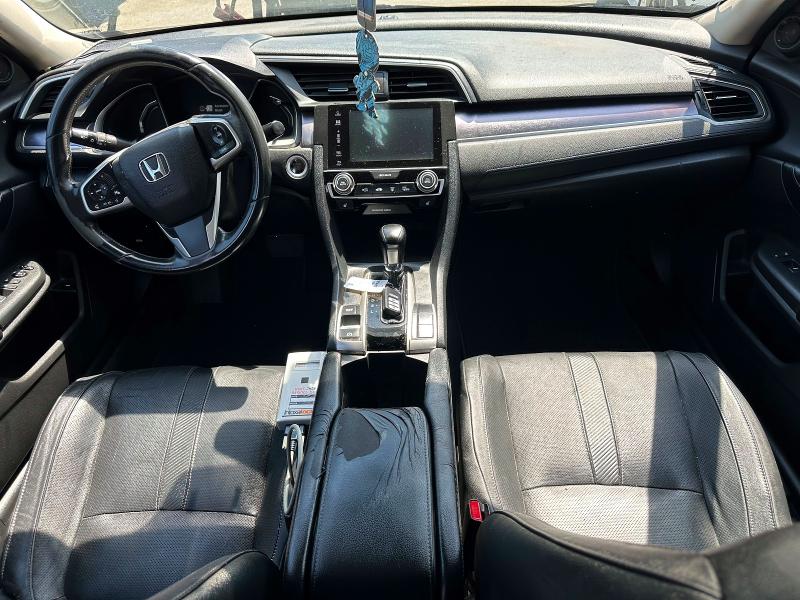 Photo 8 from auction – 2017 HONDA CIVIC with VIN 19XFC1F78HE211770