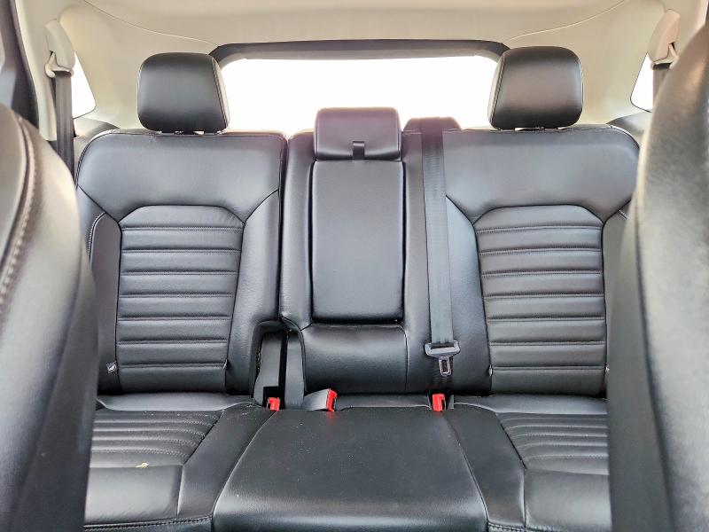Photo 10 from auction – 2017 FORD EDGE with VIN 2FMPK4J97HBC01039