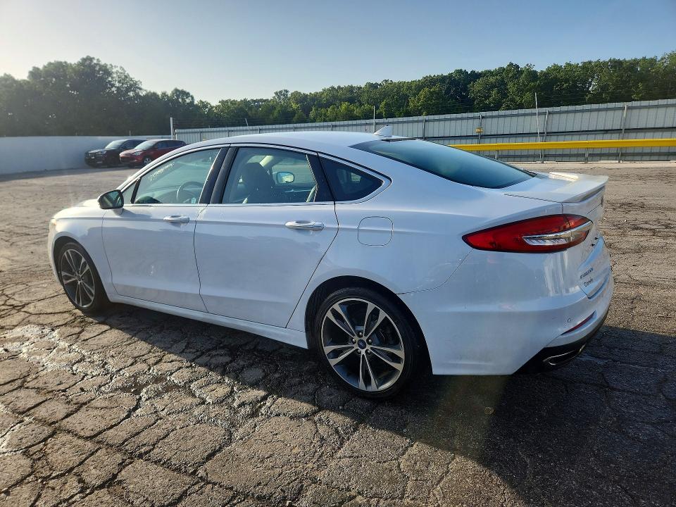 Photo 2 from auction – 2020 FORD FUSION with VIN 3FA6P0D97LR176133