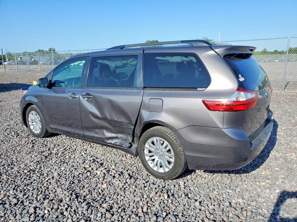 Photo 2 from auction – 2015 TOYOTA SIENNA with VIN 5TDYK3DC3FS687323