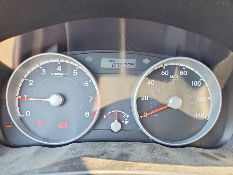 Photo 9 from auction – 2010 HYUNDAI ACCENT with VIN KMHCM3AC2AU165503