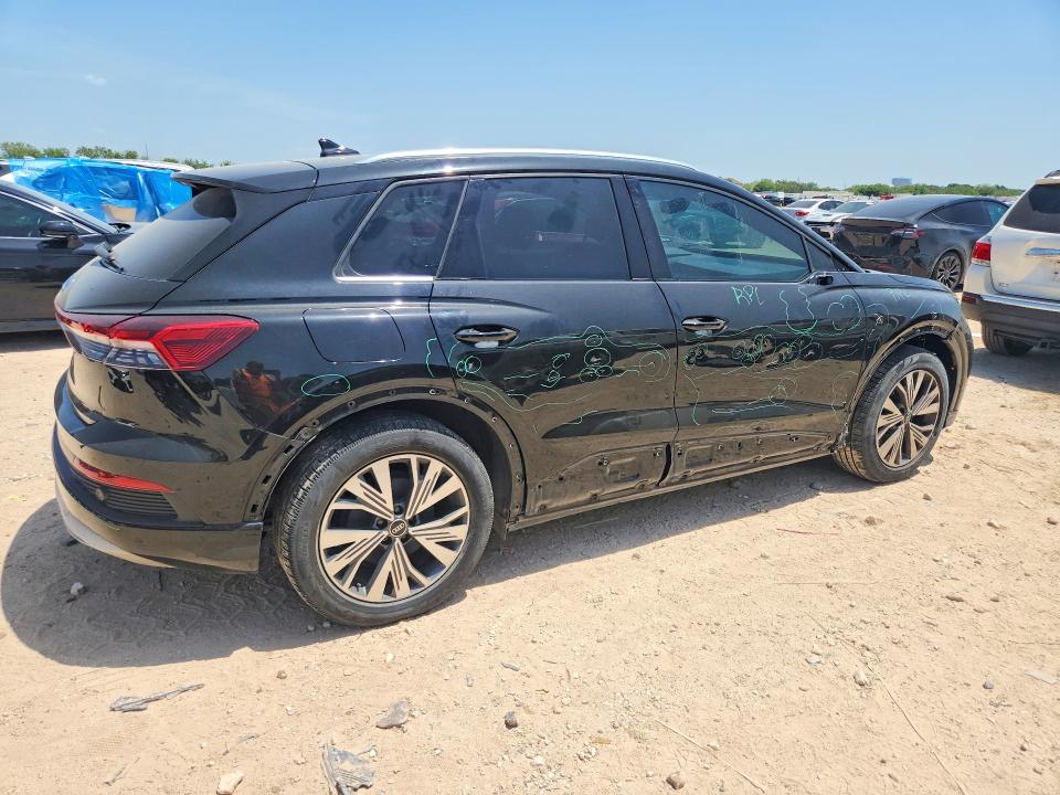 صورة رقم 3 من المزاد - 2023 AUDI Q4 E-TRON مع VIN WA1BCBFZXPP007406