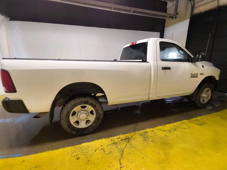 Photo 3 from auction – 2014 RAM 2500 with VIN 3C6LR5AT3EG319122