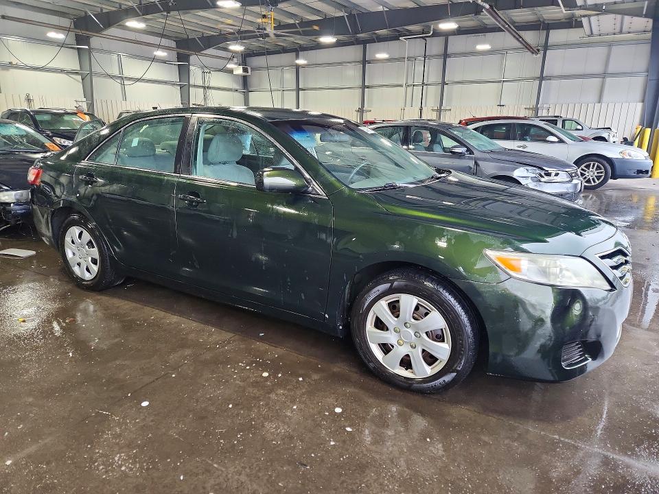 Photo 4 from auction – 2011 TOYOTA CAMRY with VIN 4T1BF3EK1BU617031
