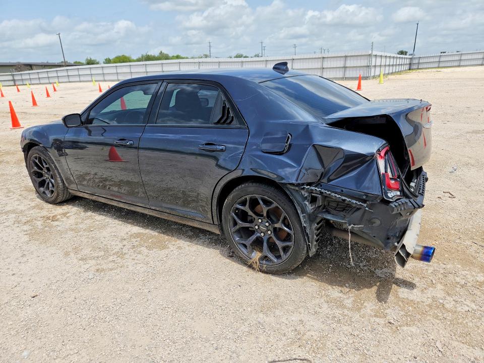 Photo 2 from auction – 2019 CHRYSLER 300 with VIN 2C3CCAAG4KH700936