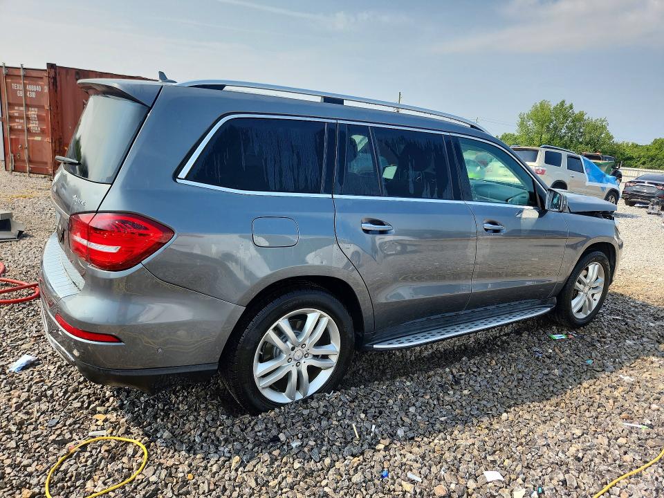 Photo 3 from auction – 2017 MERCEDES-BENZ GLS with VIN 4JGDF6EE5HA872005