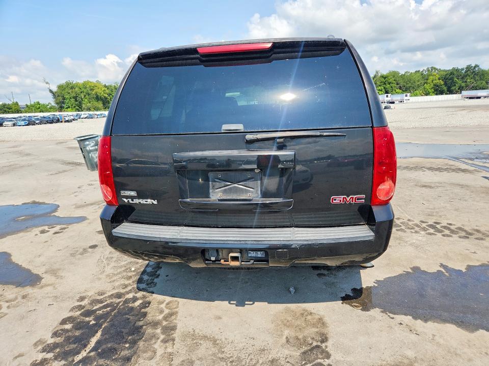 Photo 6 from auction – 2007 GMC YUKON with VIN 1GKFC13077R391645