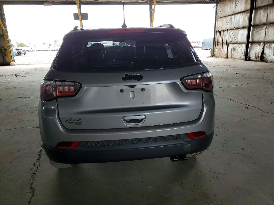 Photo 6 from auction – 2020 JEEP COMPASS with VIN 3C4NJCBB4LT129451