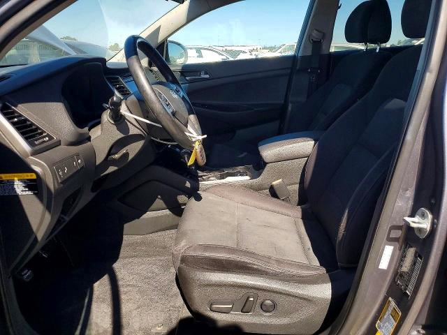 Photo 7 from auction – 2016 HYUNDAI TUCSON with VIN KM8J33A29GU112842