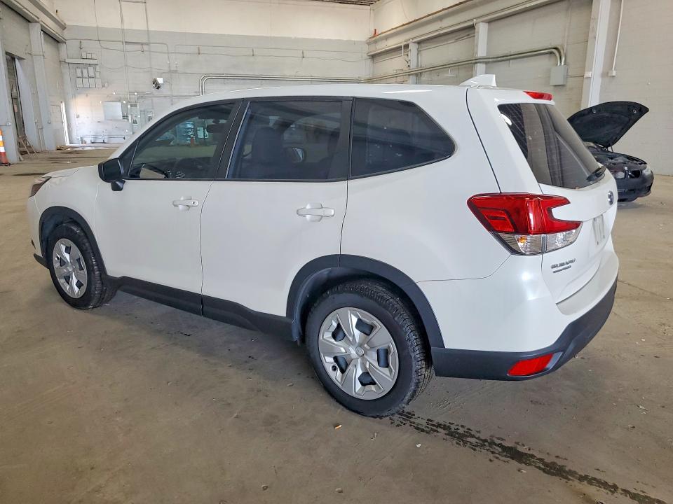 Photo 2 from auction – 2023 SUBARU FORESTER with VIN JF2SKAAC5PH466201
