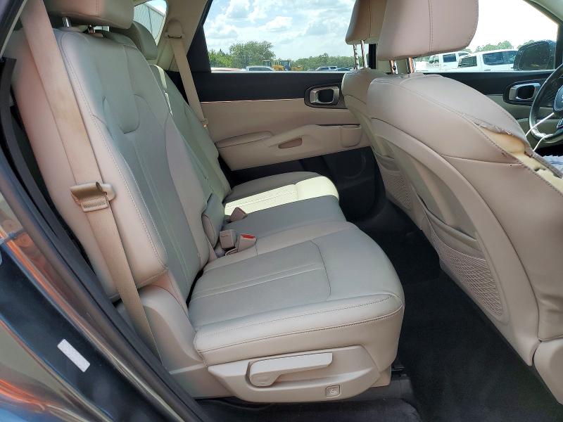 Photo 11 from auction – 2023 KIA SORENTO with VIN 5XYRL4LC2PG203441
