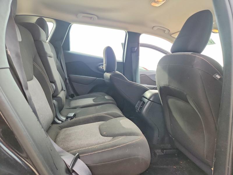 Photo 10 from auction – 2016 JEEP CHEROKEE with VIN 1C4PJMAB1GW148197