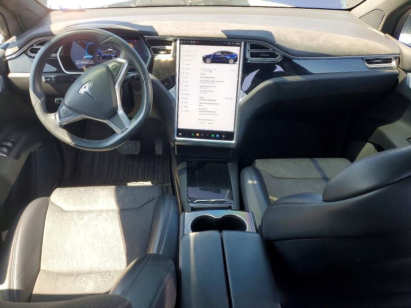 Photo 8 from auction – 2017 TESL MODEL X with VIN 5YJXCBE24HF054703