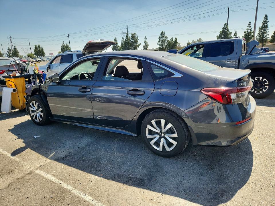 Photo 2 from auction – 2025 HONDA CIVIC with VIN 2HGFE2F27SH545113
