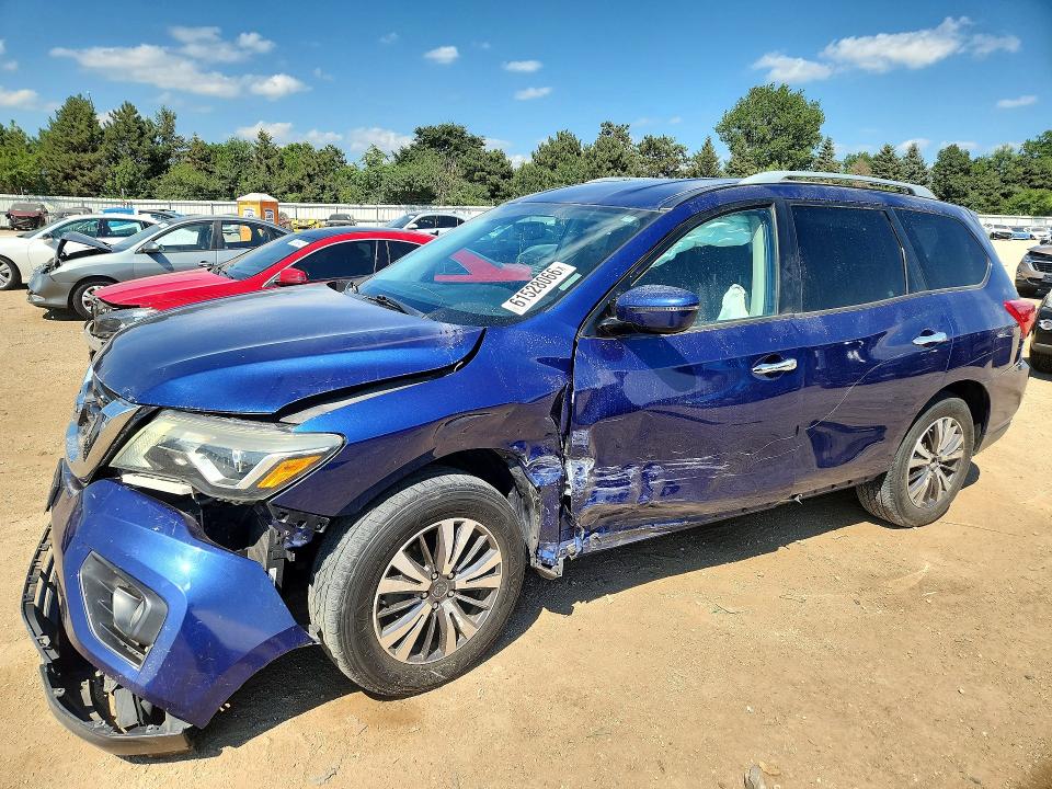 NISSAN PATHFINDER 2017 with VIN 5N1DR2MN7HC689047 - Photo from auction