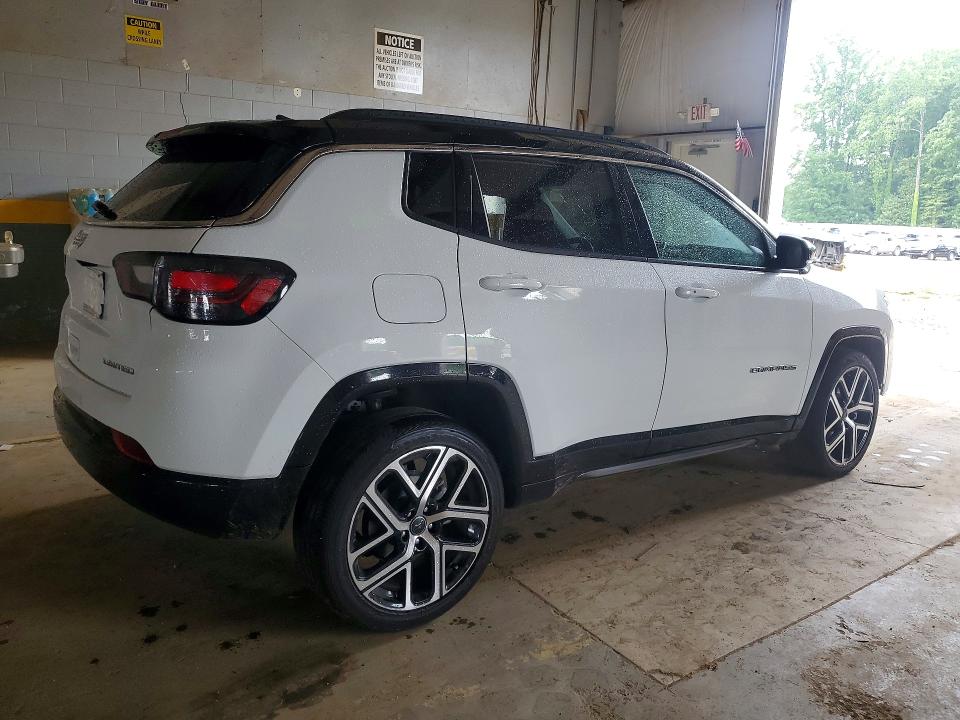Photo 3 from auction – 2025 JEEP COMPASS with VIN 3C4NJDCN8ST615984