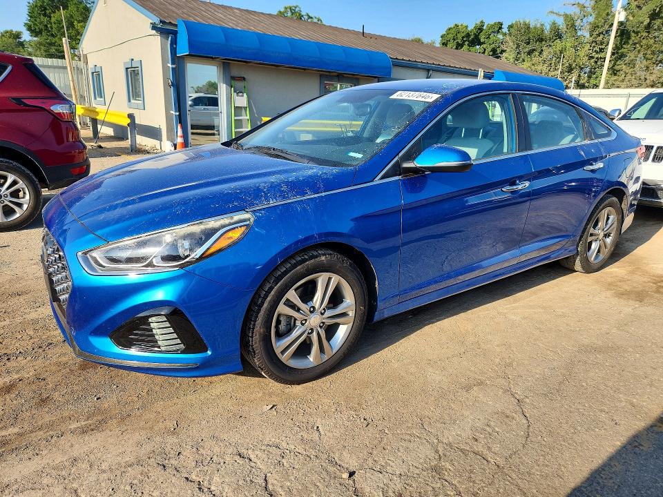 Photo 1 from auction – 2019 HYUNDAI SONATA with VIN 5NPE34AF5KH775763